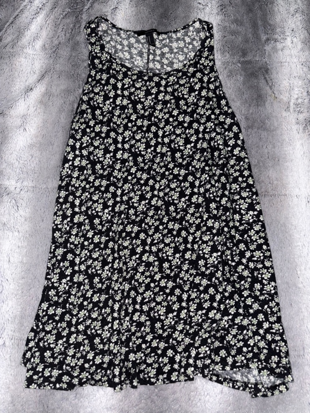 Forever 21 Black Dress with White and Pale Green Daisies